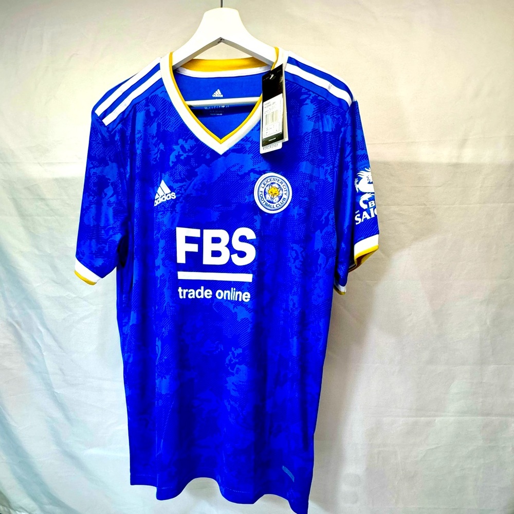 Leicester City FC Home Stadium Jersey 2021/22.